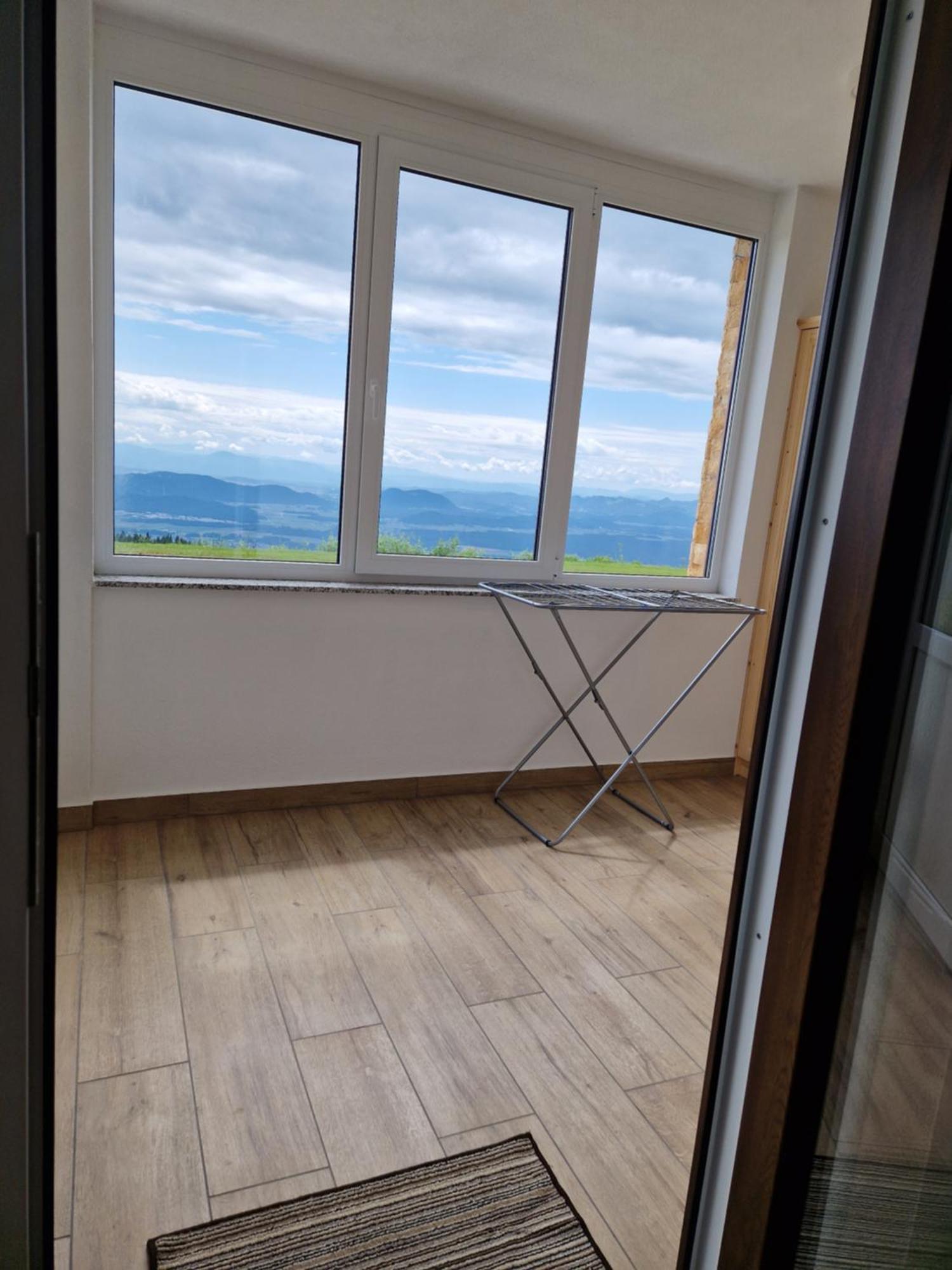 Guest House Pr Ambruzarju & Apartments 서클리예나고렌스켐 객실 사진